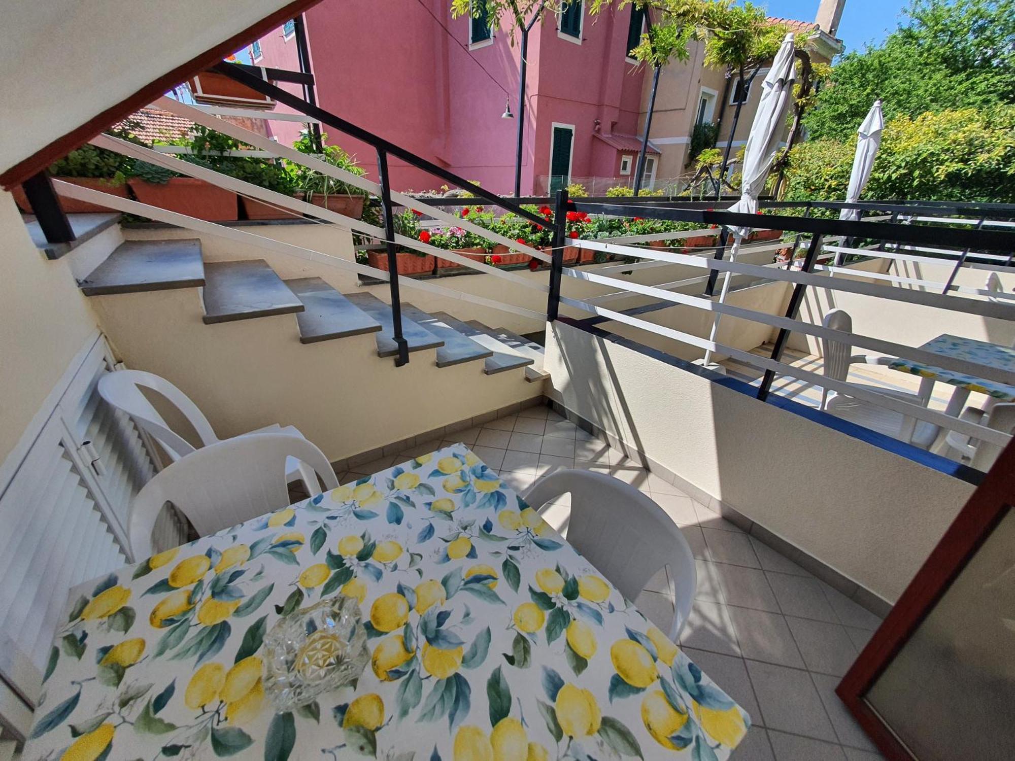 Residence Olivotti Finale Ligure Exterior foto